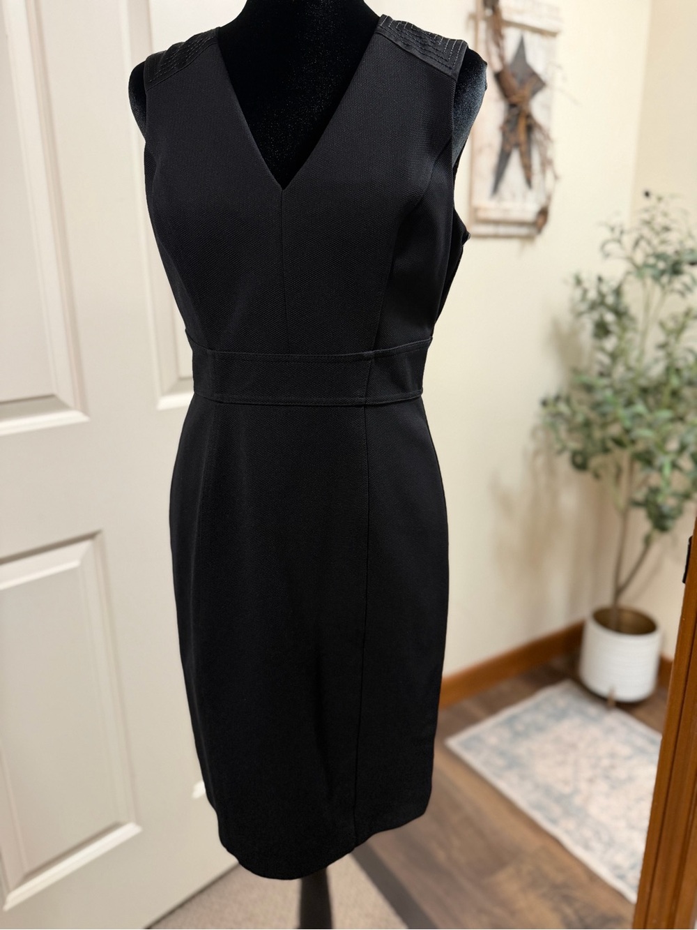 White House Black Market Black Sheath Dress Size 8P Petite